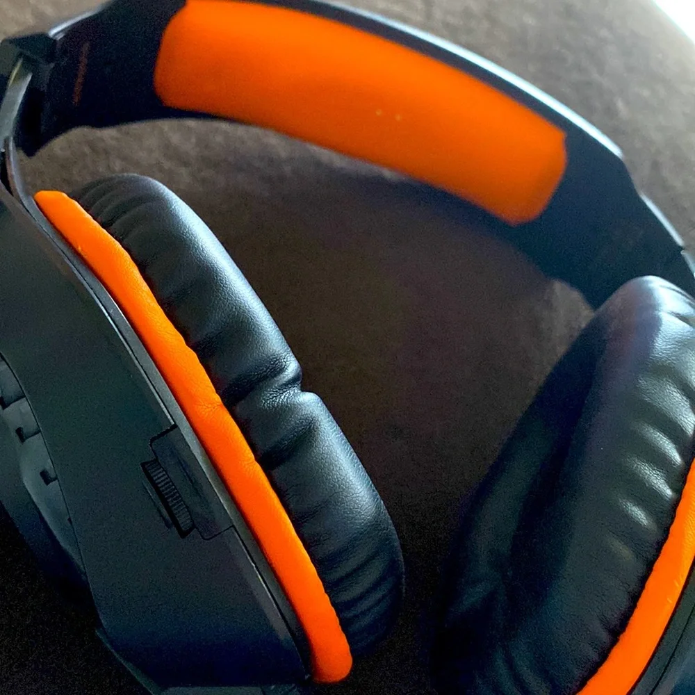 XX vibe headphone.